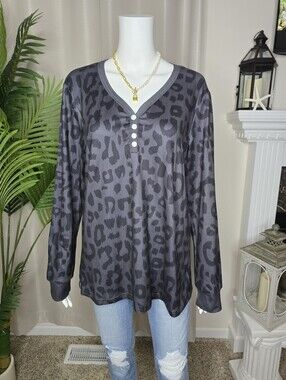 Shirley & Stone Lounge Top, Gray/black L